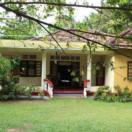 Abberny Villa Oost-Oost-Midigama Buitenkant foto