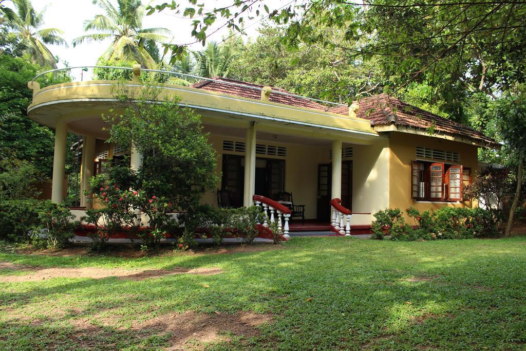 Abberny Villa Oost-Oost-Midigama Kamer foto