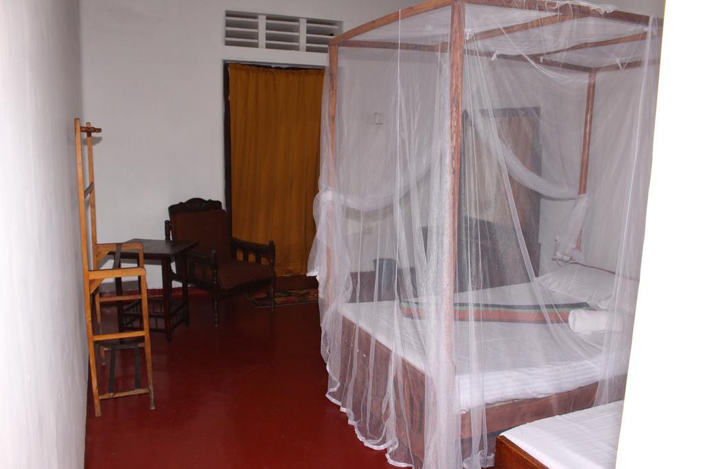 Abberny Villa Oost-Oost-Midigama Kamer foto